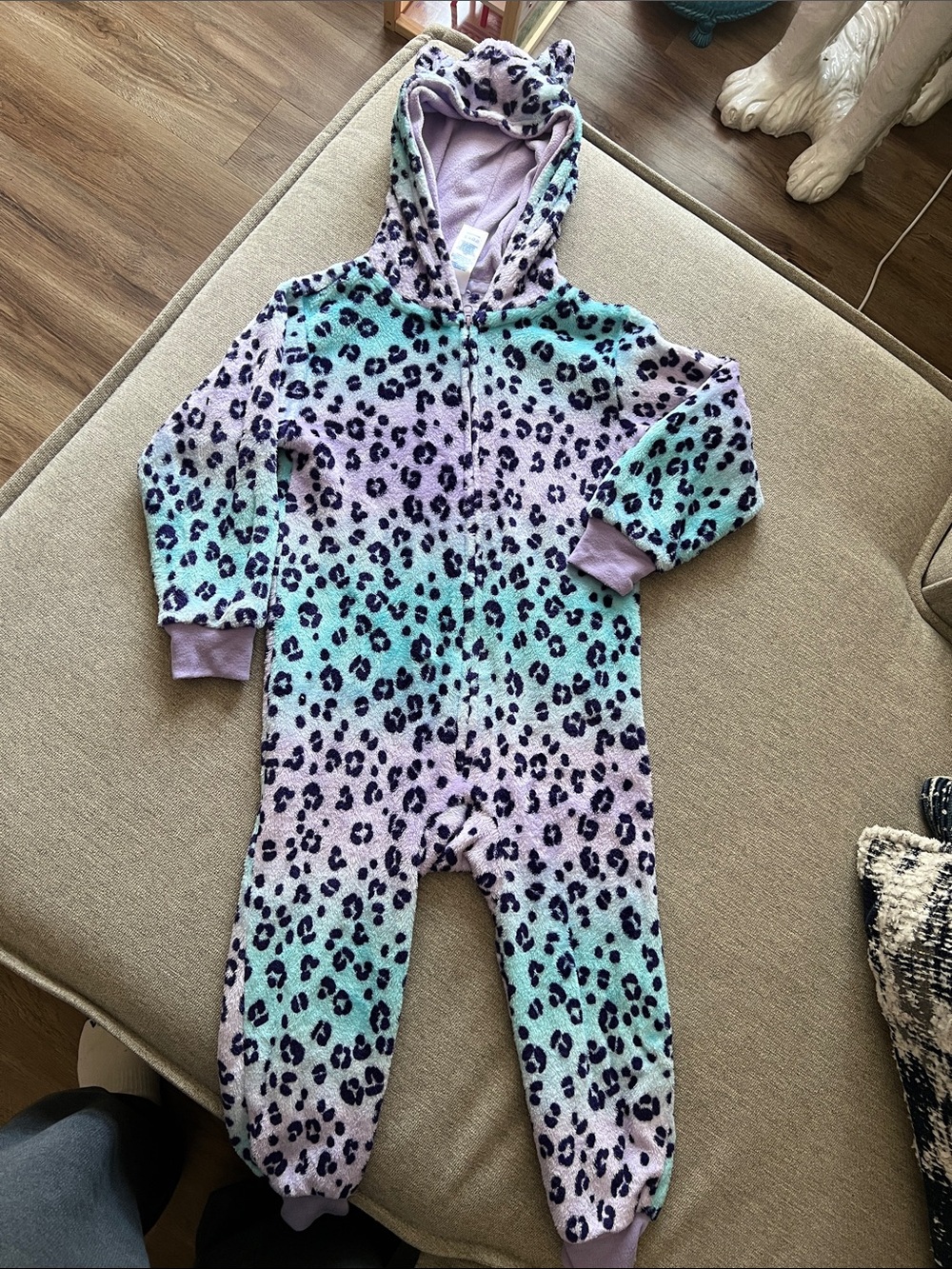 The Children's Place Lavender and Mint Leopard Hooded Footie